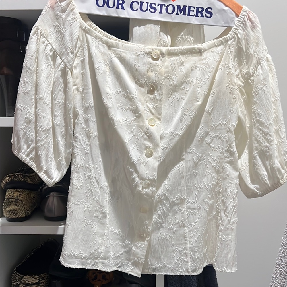 Elegant White Lace Women's Top